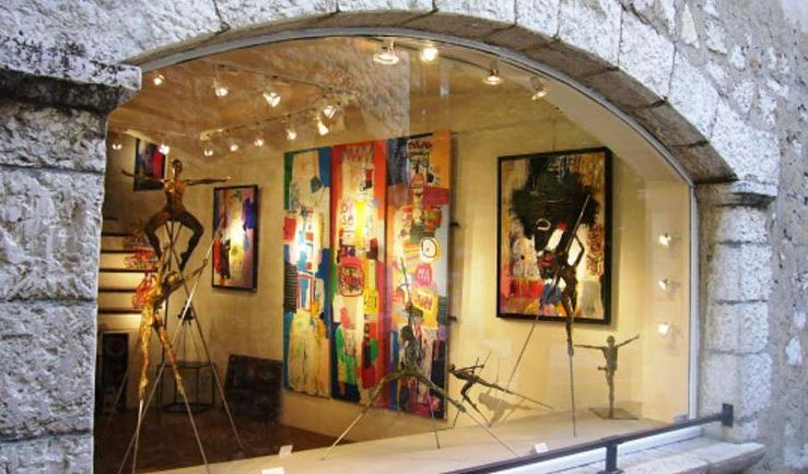 10 Remarkable Places in the South of France