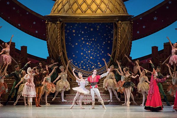 14 of The Greatest Christmas Festivities in Toronto 2023