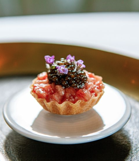 Alo, 15 Best Restaurants in Toronto for a Romantic Dinner Guaranteed