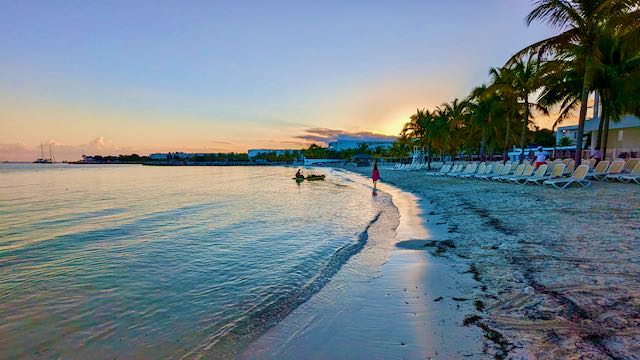 First Hand Exclusive on All-Inclusive resorts Jamaica and stunning beaches